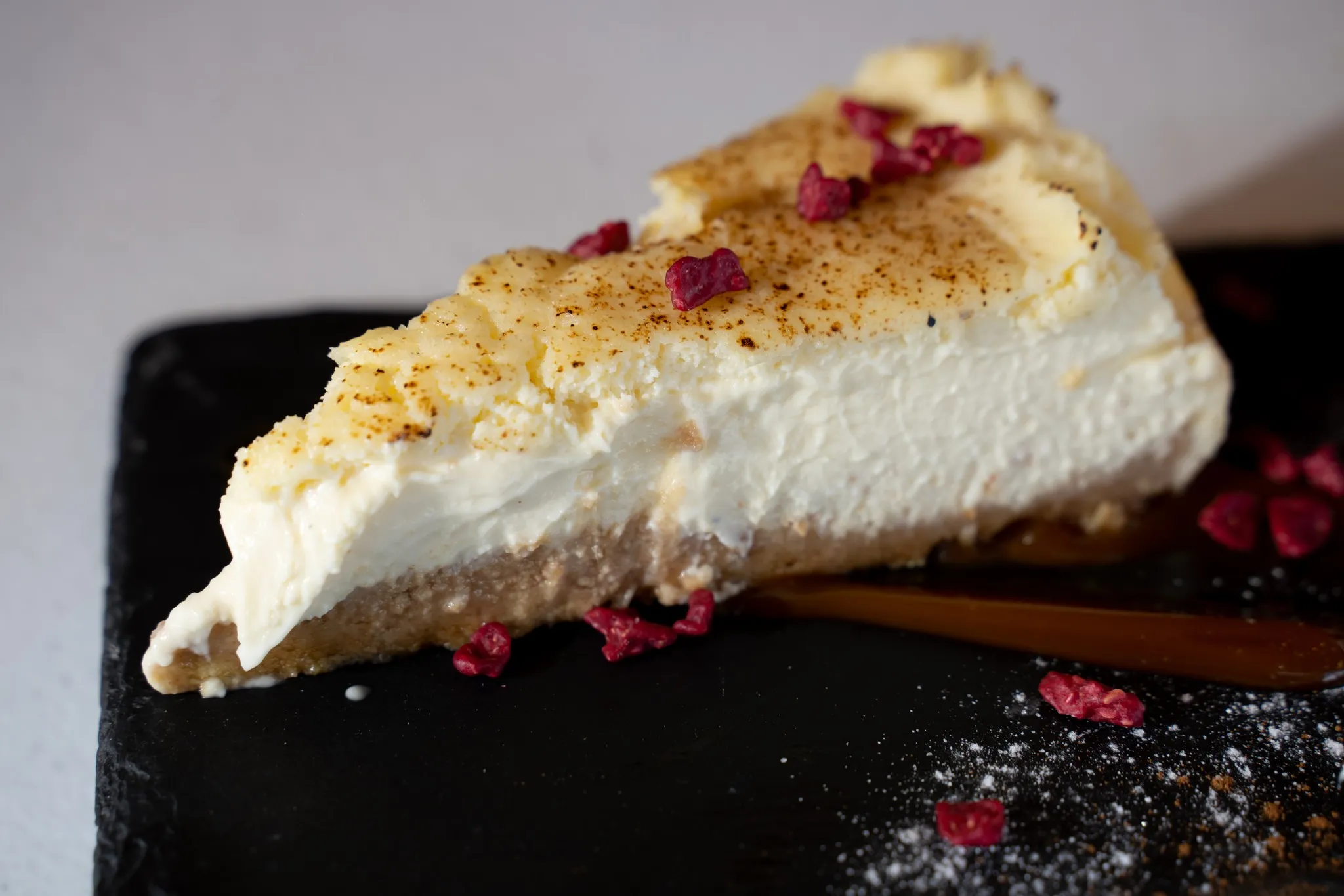 Homemade cheesecake with jam